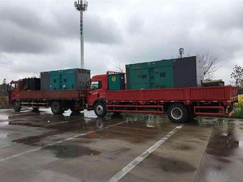 陇西涂抹密封胶后，需要等待多长时间才能安装水冷式机油散热器密封件？